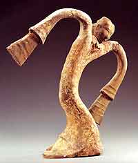 Fig. 18 
Pottery dancer
2nd century BCE